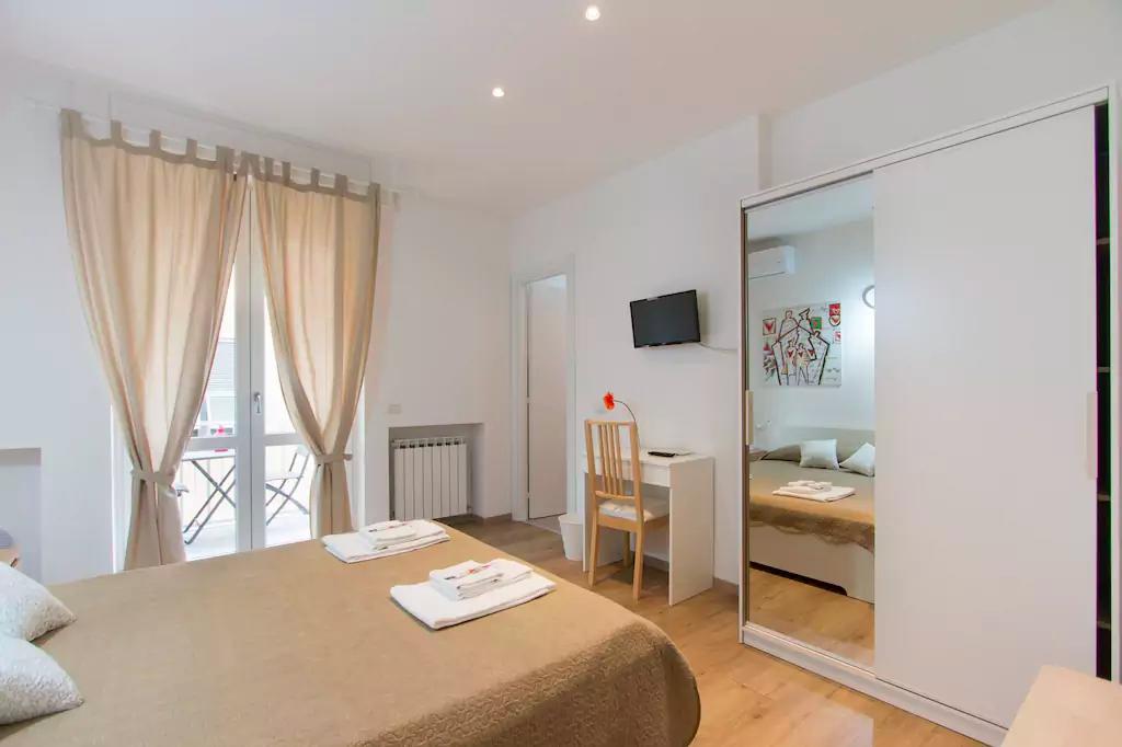 Via Colombo Holiday Rooms ラ・スペツィア 部屋 写真