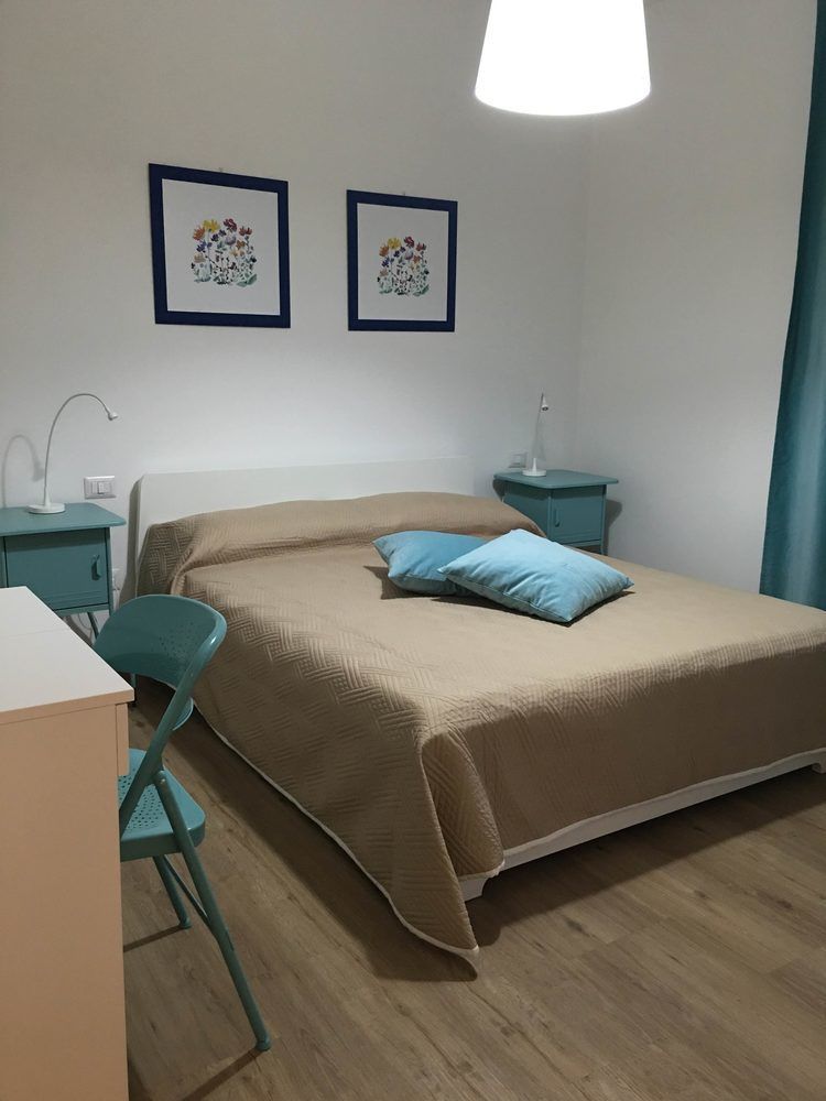 Via Colombo Holiday Rooms ラ・スペツィア エクステリア 写真