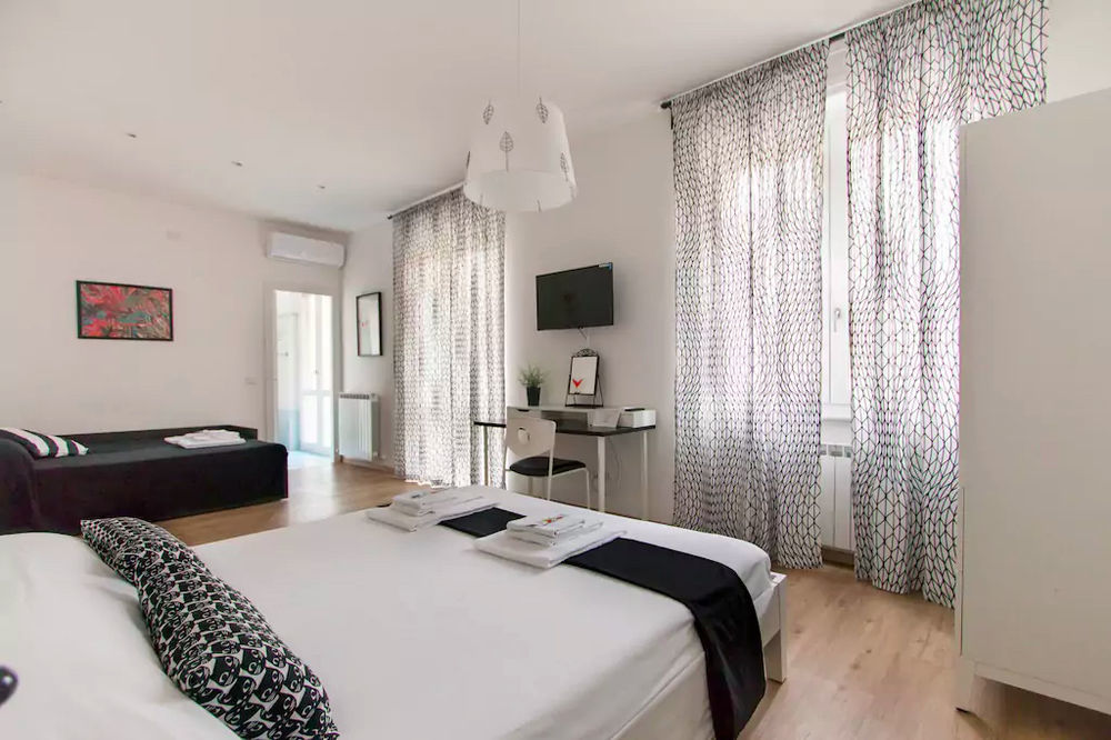 Via Colombo Holiday Rooms ラ・スペツィア エクステリア 写真