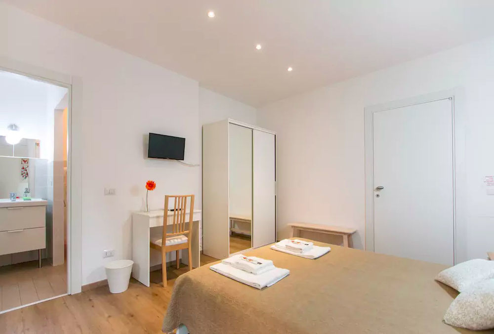 Via Colombo Holiday Rooms ラ・スペツィア エクステリア 写真